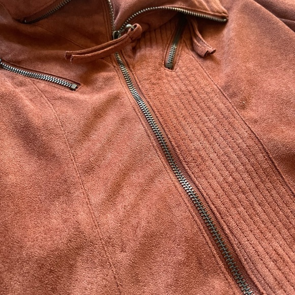 Suede Moto Jacket 🧡 - Picture 5 of 6